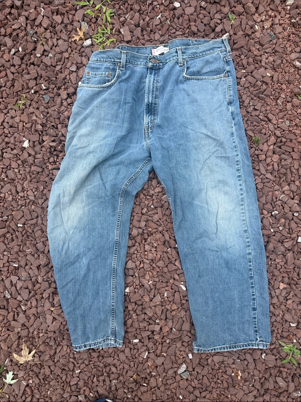 Levi’s Loose Straight Men's Light Blue Denim 569 Jeans - size 42x30